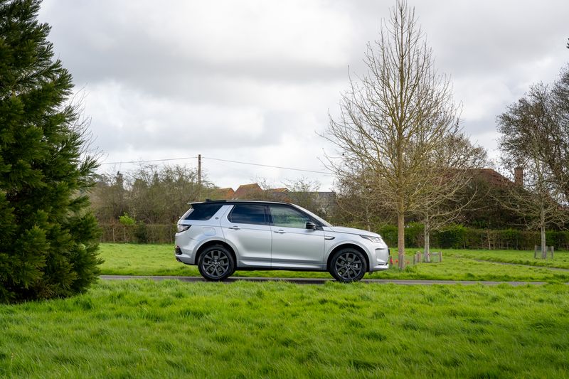 Landrover Discovery Sport 2.0 D200 R-Dynamic SE Auto 4WD