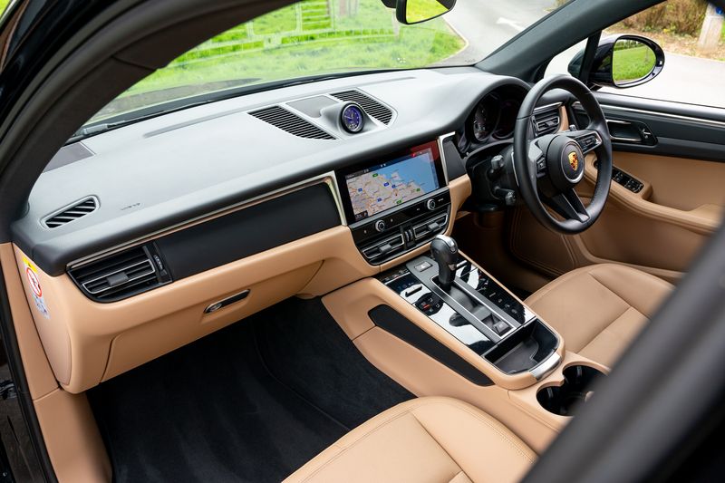 Porsche Macan 2.0T PDK