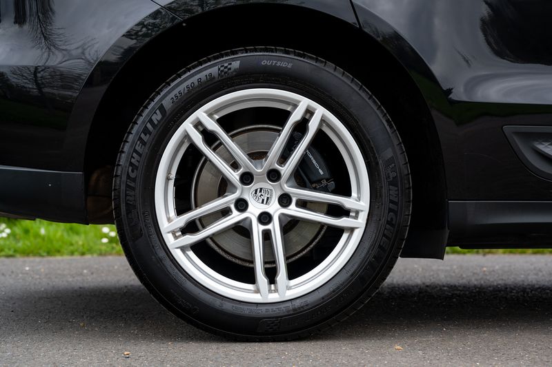 Porsche Macan 2.0T PDK