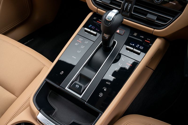 Porsche Macan 2.0T PDK