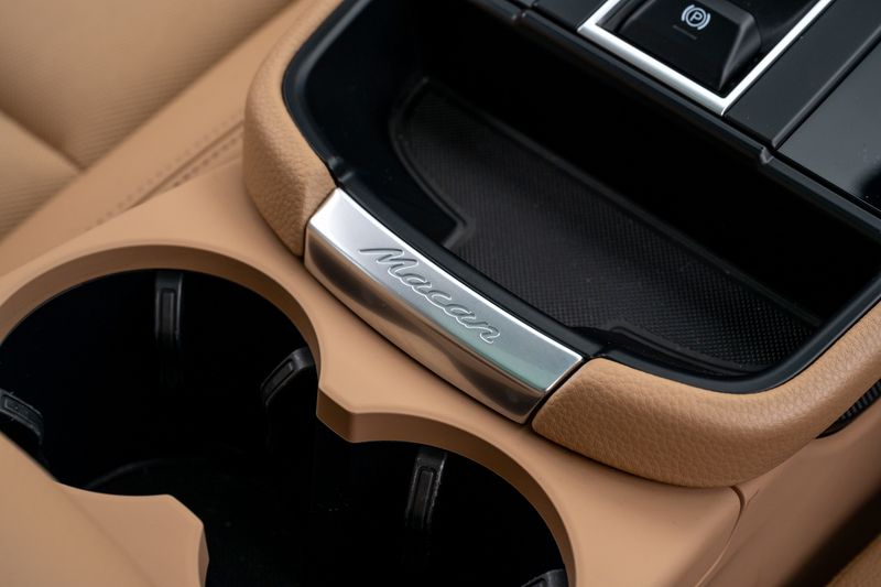 Porsche Macan 2.0T PDK