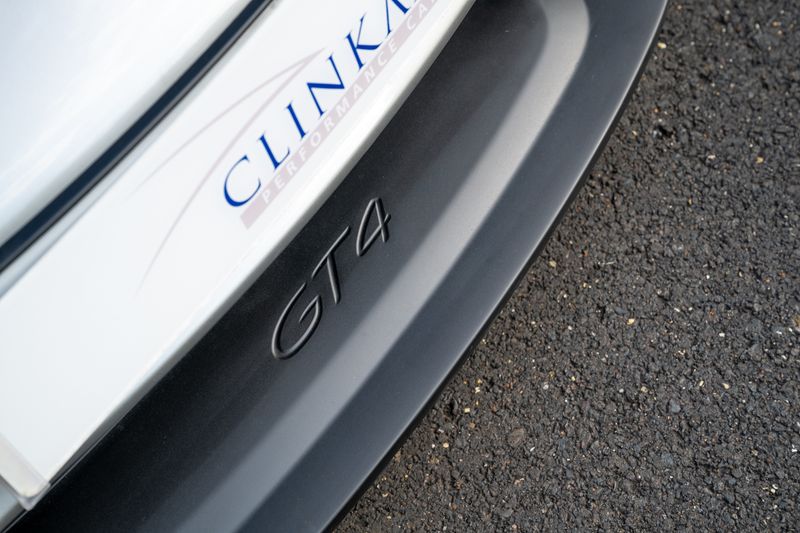 Porsche 718 Cayman  GT4