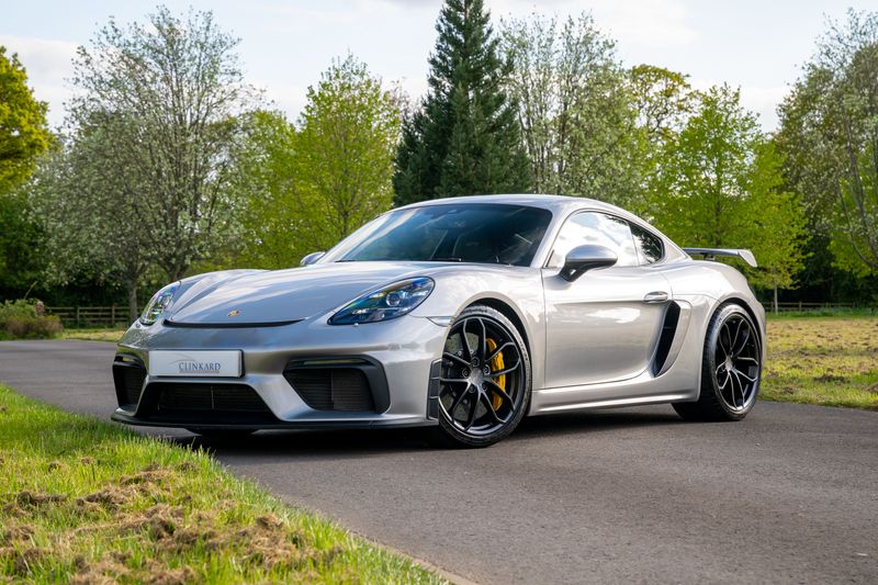 Porsche 718 Cayman  GT4