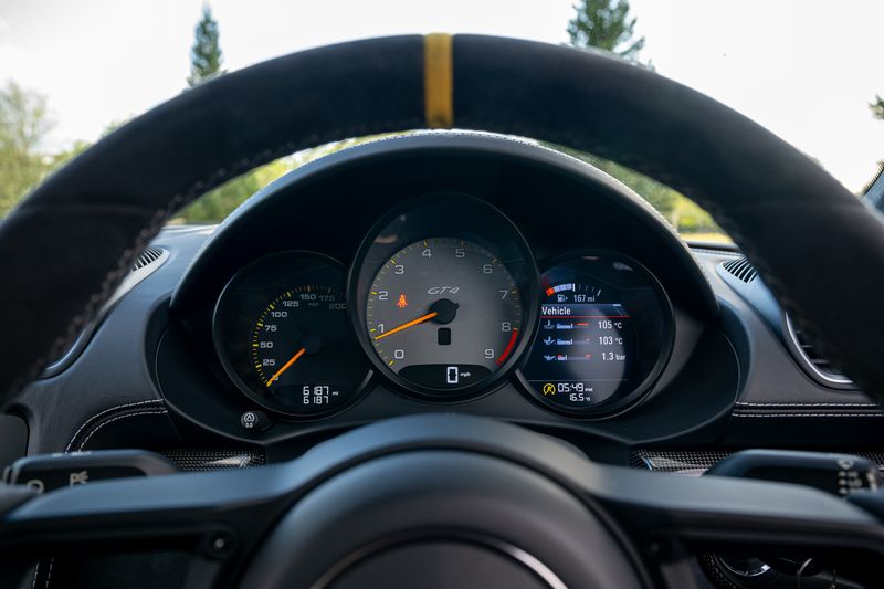 Porsche 718 Cayman  GT4