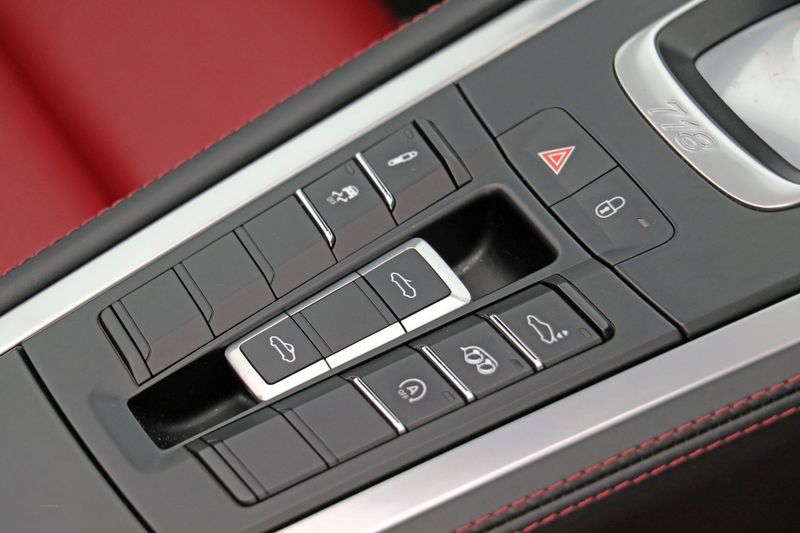 Porsche 718 Boxster S Roadster 2.5 Turbo