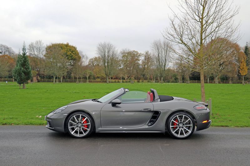 Porsche 718 Boxster S Roadster 2.5 Turbo