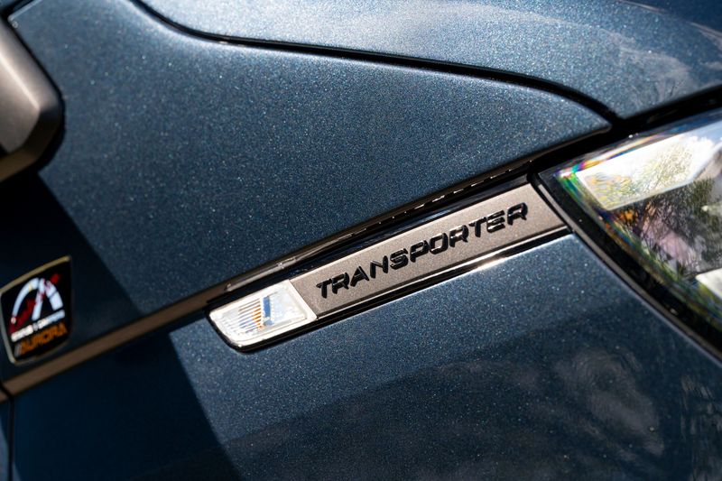 Volkswagen T28 H-Line TD Transporter