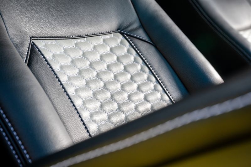 Volkswagen T28 H-Line TD Transporter