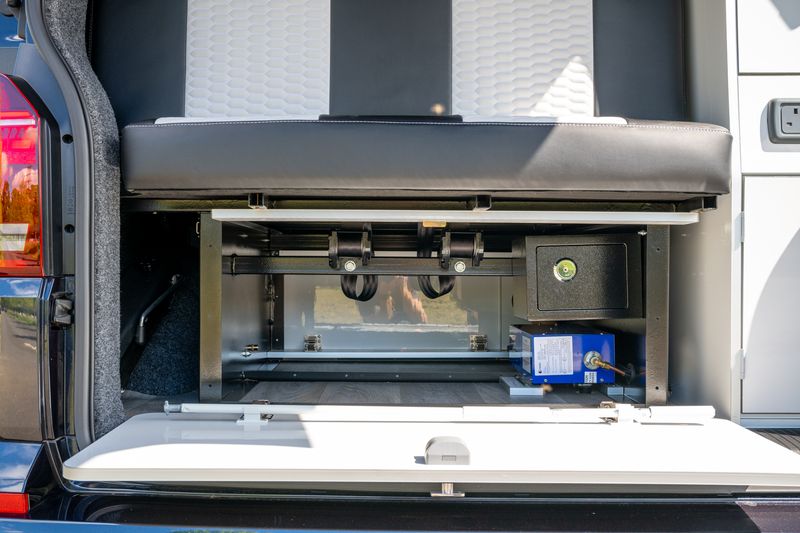 Volkswagen T28 H-Line TD Transporter