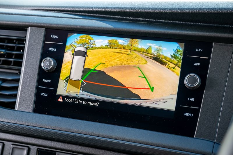 Volkswagen T28 H-Line TD Transporter