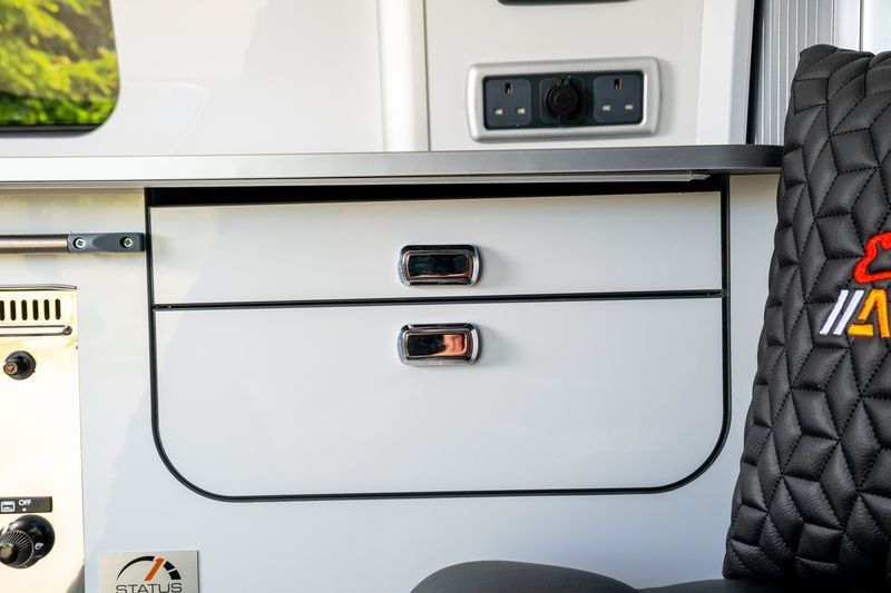 Volkswagen T28 H-Line TD Transporter