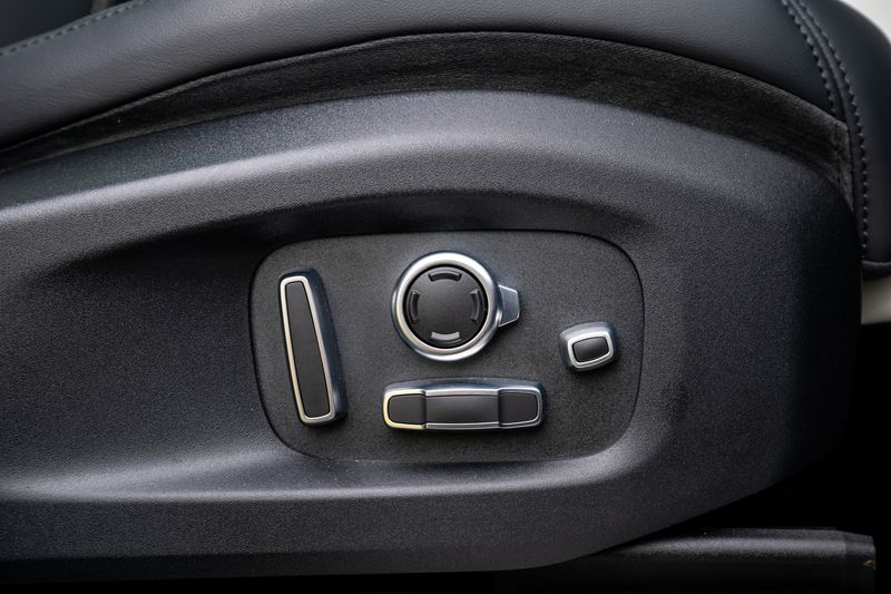 Range Rover SVR Carbon Edition