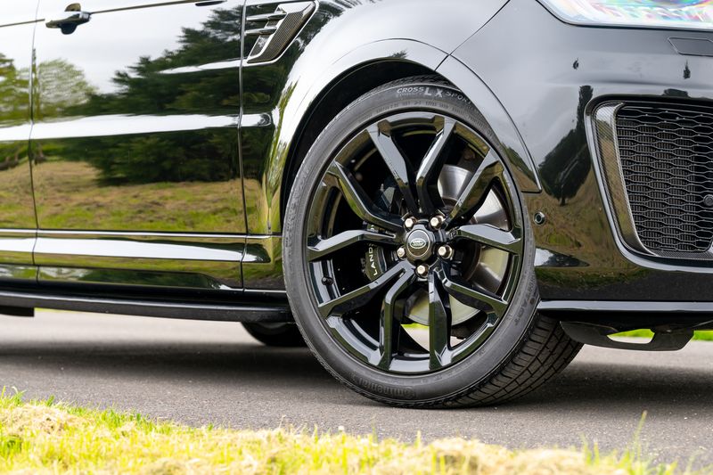 Range Rover SVR Carbon Edition