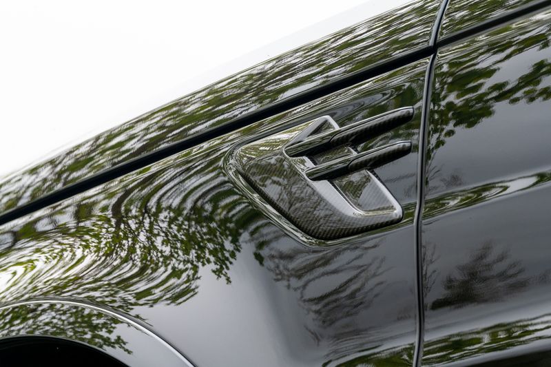 Range Rover SVR Carbon Edition