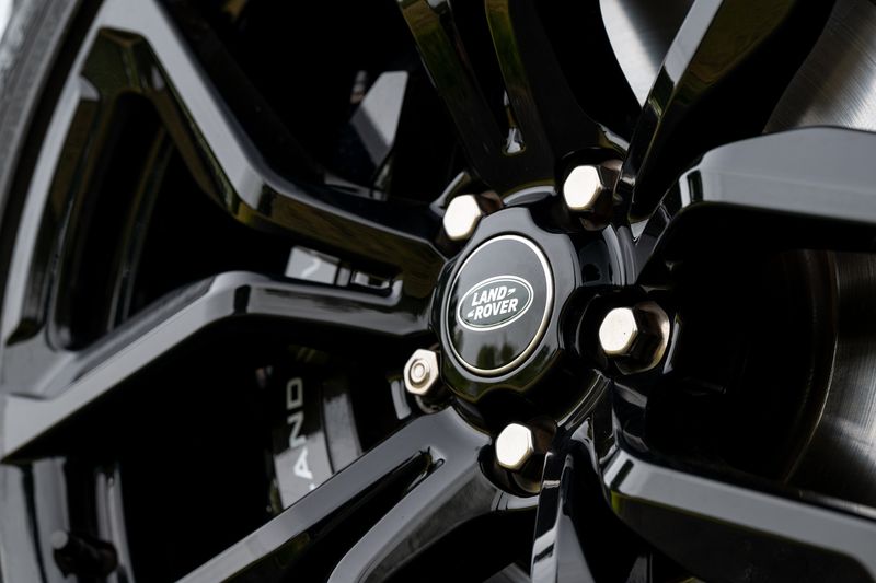 Range Rover SVR Carbon Edition