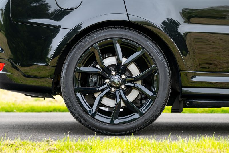 Range Rover SVR Carbon Edition