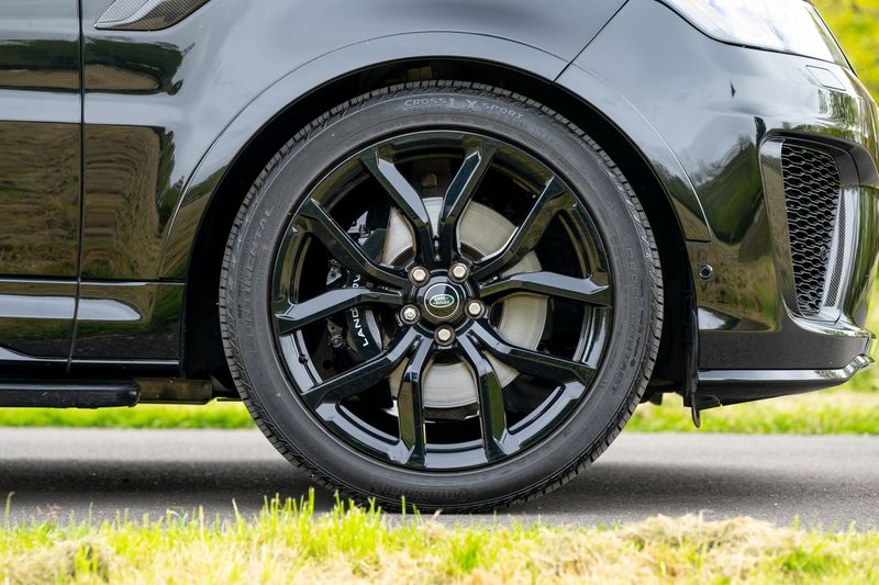 Range Rover SVR Carbon Edition