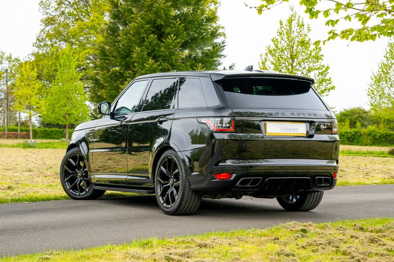 Range Rover SVR Carbon Edition