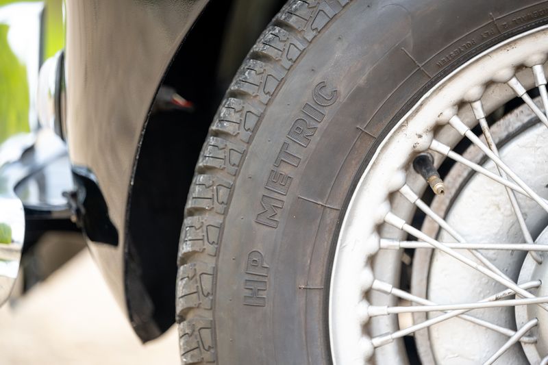 Austin Healey 100/4 BN1
