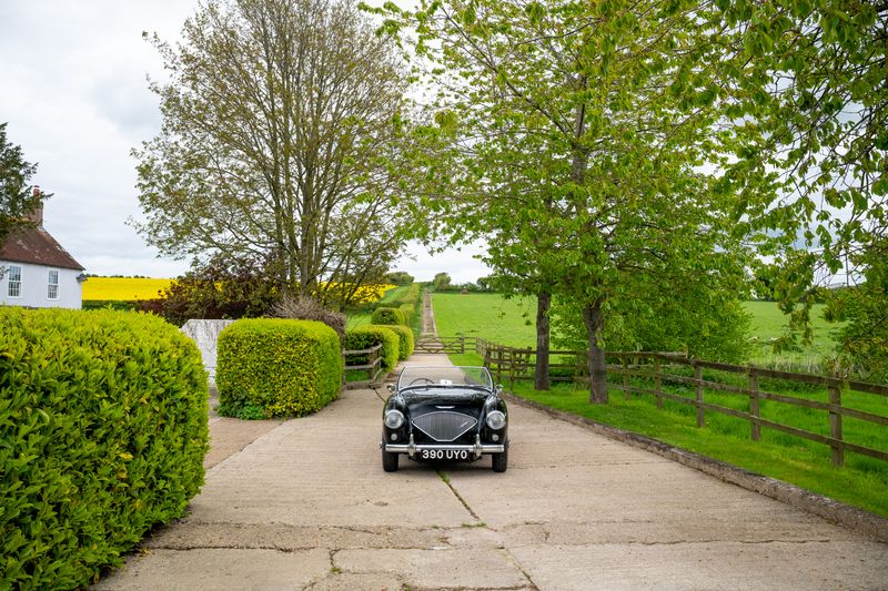 Austin Healey 100/4 BN1