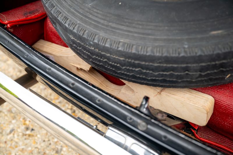 Austin Healey 100/4 BN1