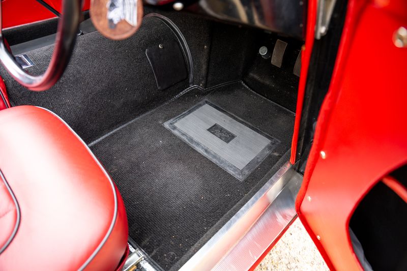 Austin Healey 100/4 BN1