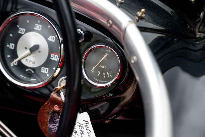 Austin Healey 100/4 BN1