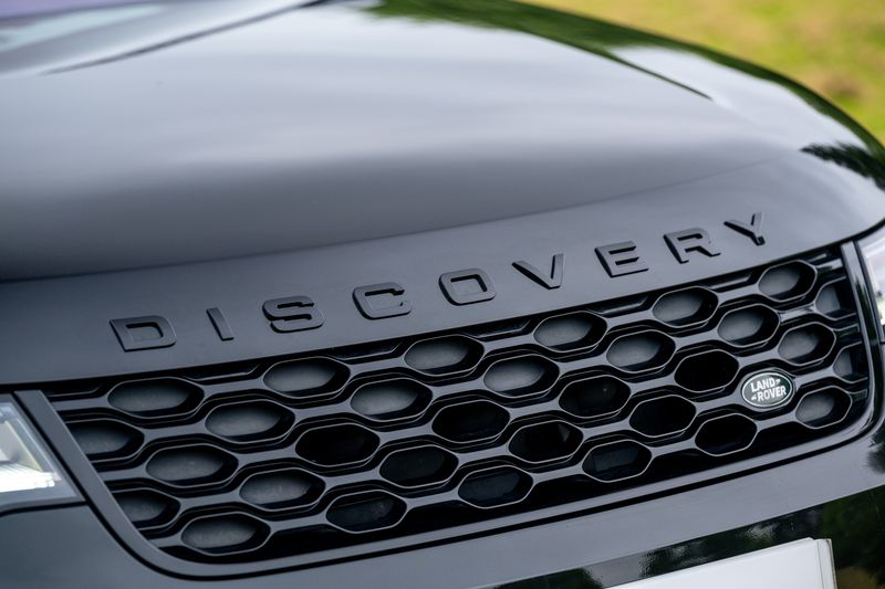 Landrover Discovery D300 HSE Auto Commercial