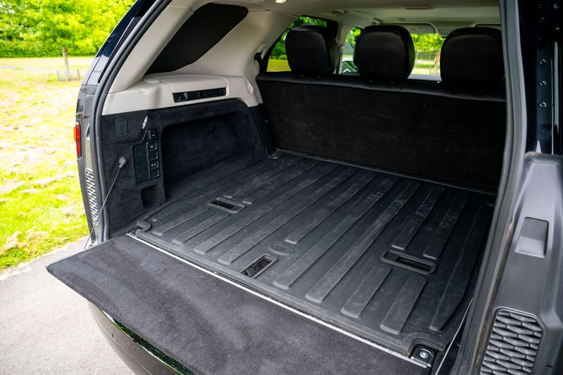 Landrover Discovery D300 HSE Auto Commercial