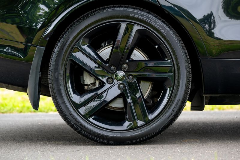 Landrover Discovery D300 HSE Auto Commercial