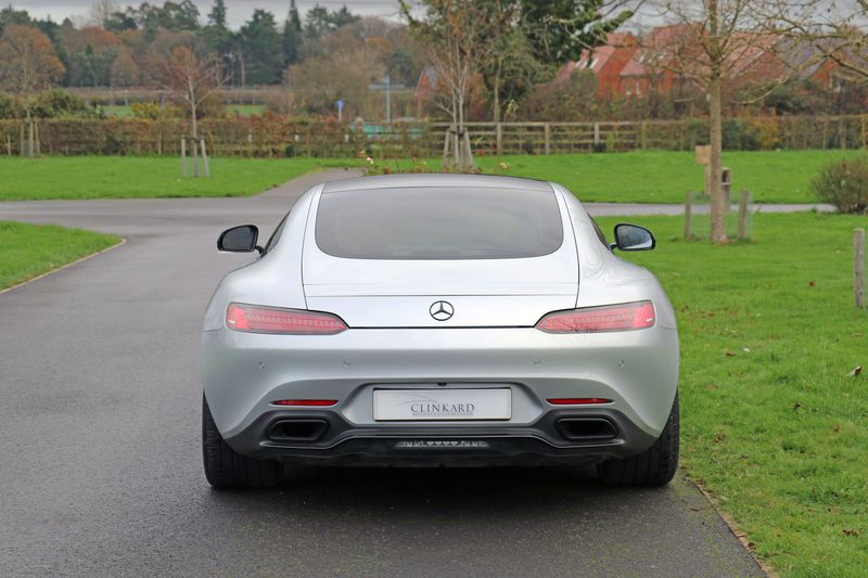 Mercedes AMG GTS Premium