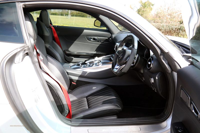 Mercedes AMG GTS Premium