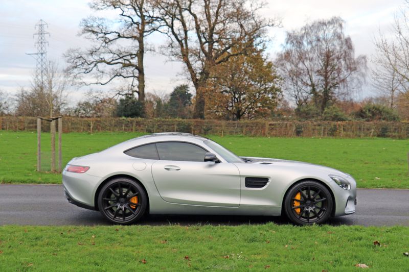 Mercedes AMG GTS Premium