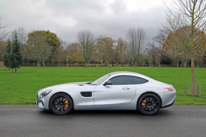 Mercedes AMG GTS Premium