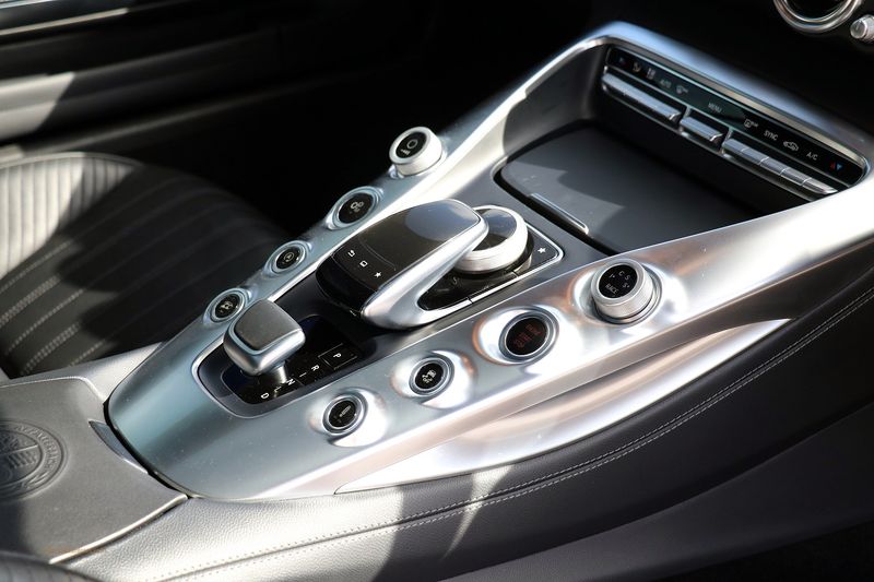 Mercedes AMG GTS Premium