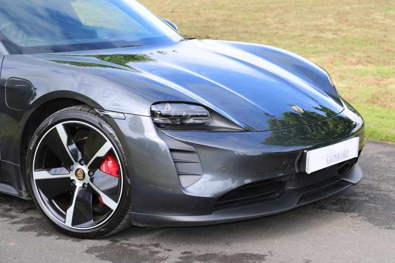 Porsche Taycan 4S Performance Plus