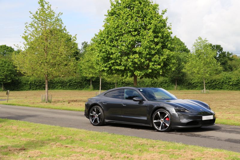 Porsche Taycan 4S Performance Plus