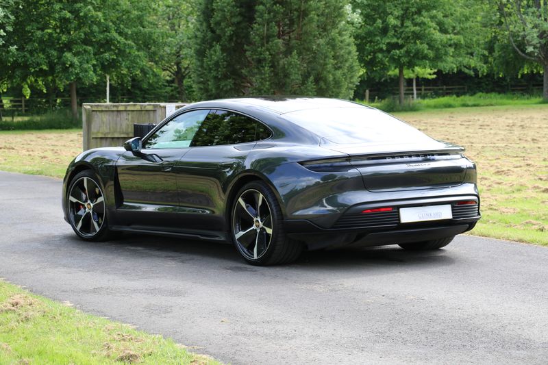 Porsche Taycan 4S Performance Plus