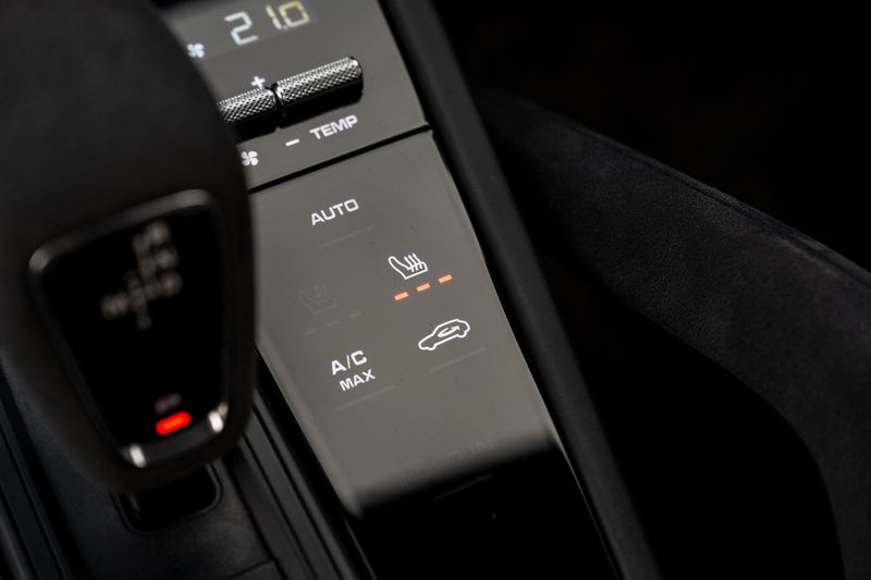 Porsche Cayenne Coupe Turbo GT