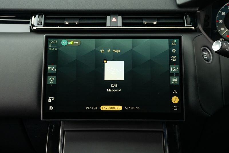 Range Rover Velar 3.0 D300 Dynamic HSE