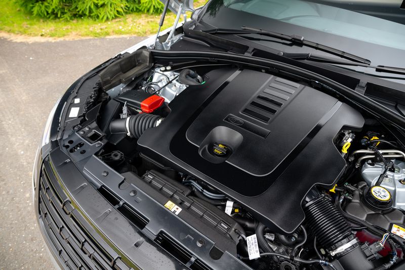 Range Rover Velar 3.0 D300 Dynamic HSE