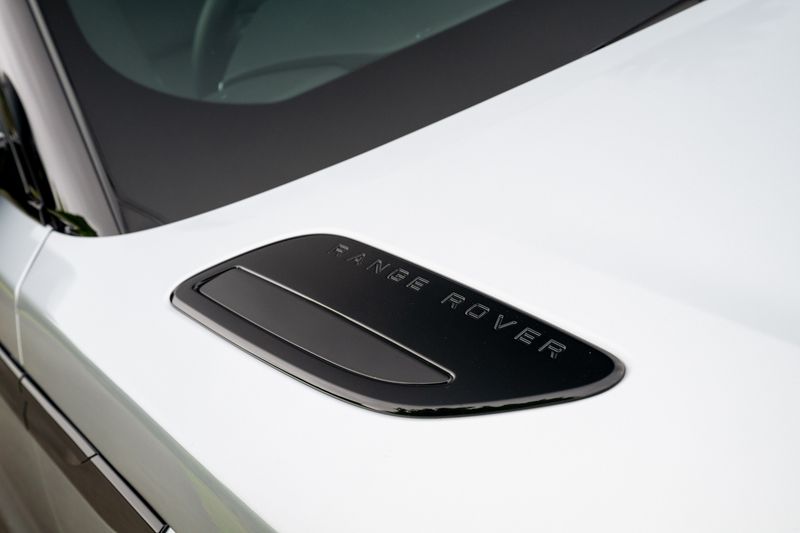 Range Rover Velar 3.0 D300 Dynamic HSE