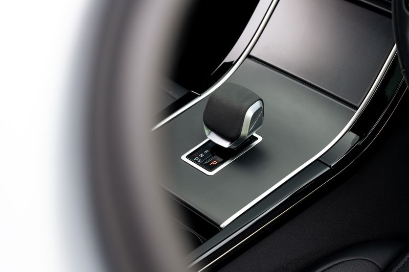 Range Rover Velar 3.0 D300 Dynamic HSE