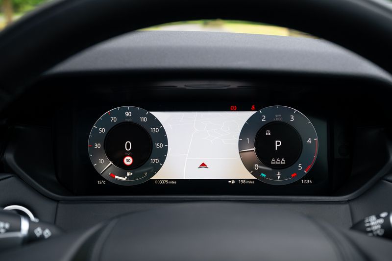 Range Rover Velar 3.0 D300 Dynamic HSE