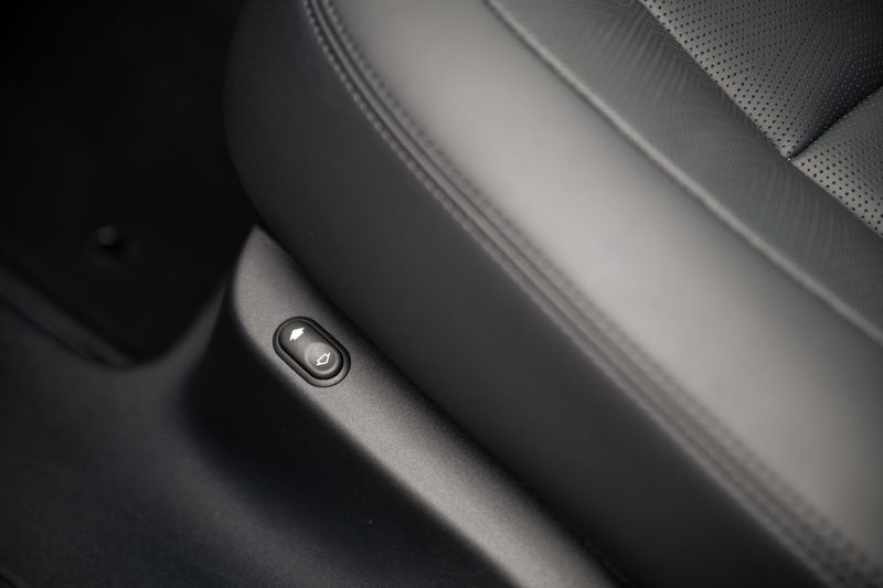 Range Rover Velar 3.0 D300 Dynamic HSE