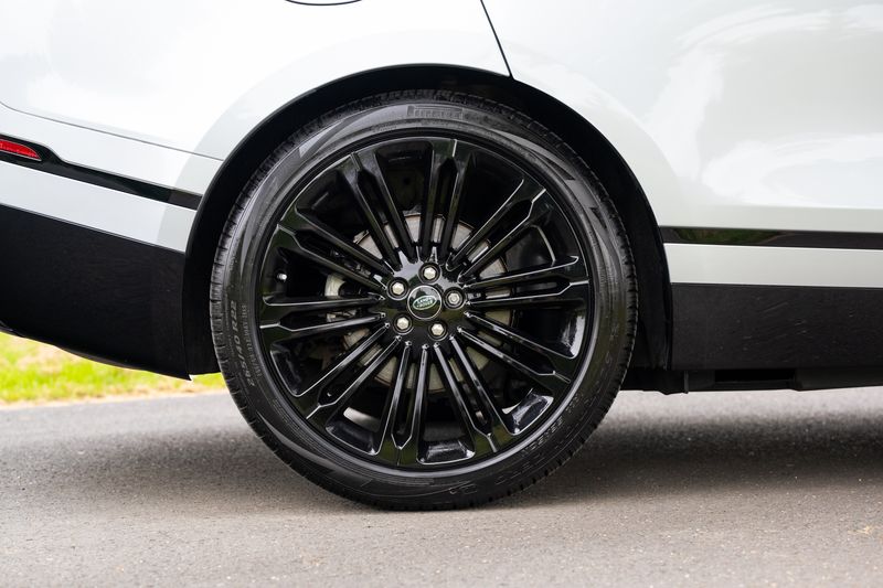 Range Rover Velar 3.0 D300 Dynamic HSE