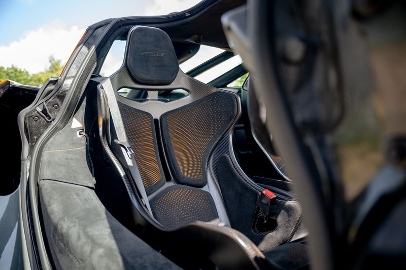 McLaren 765 LT