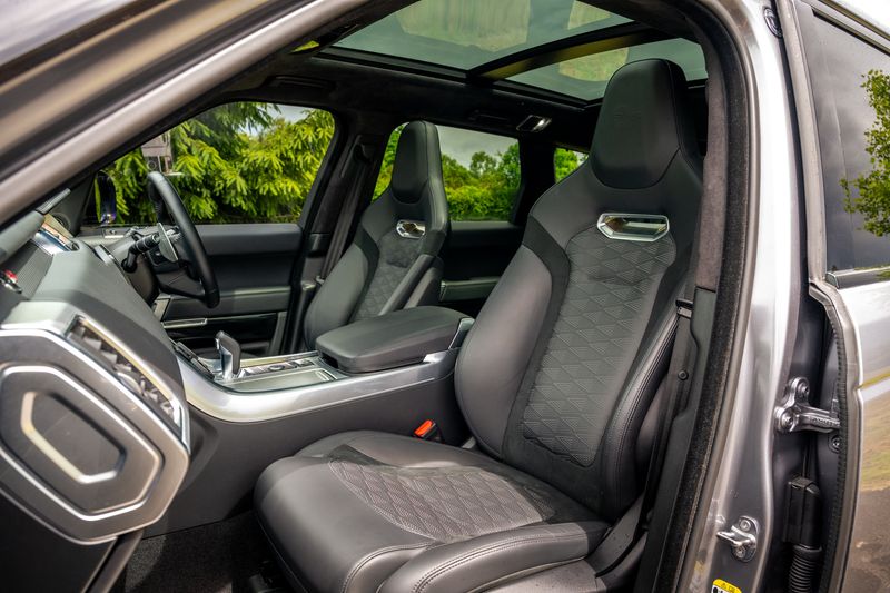 Range Rover Sport SVR