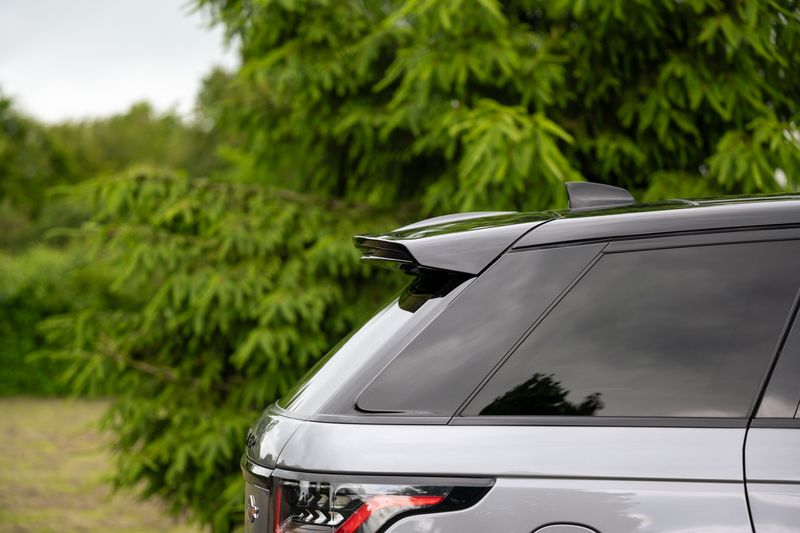 Range Rover Sport SVR