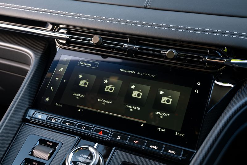 Aston Martin  DB12 Auto